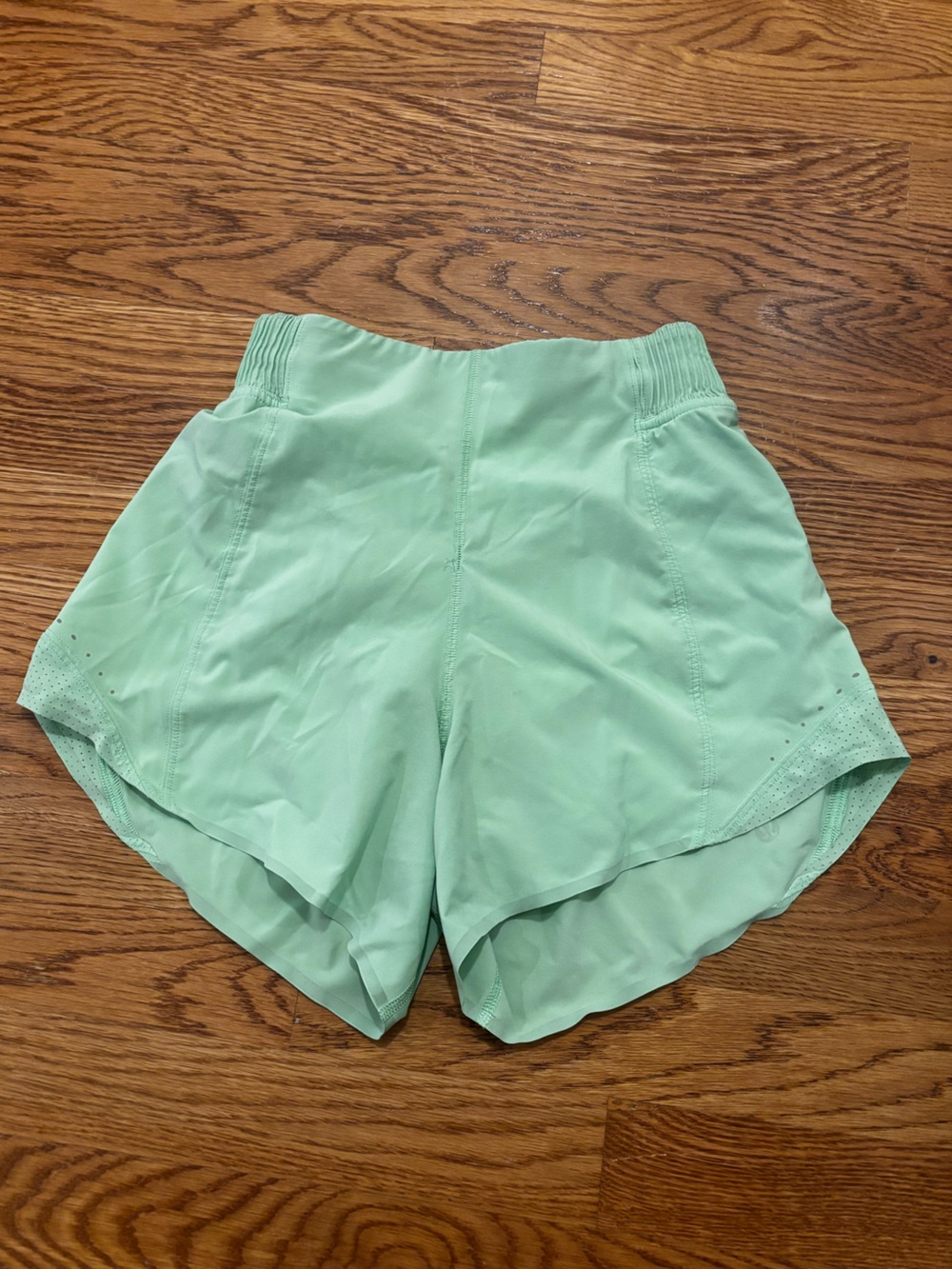 Lululemon Green Hotty Hot High Rise Shorts